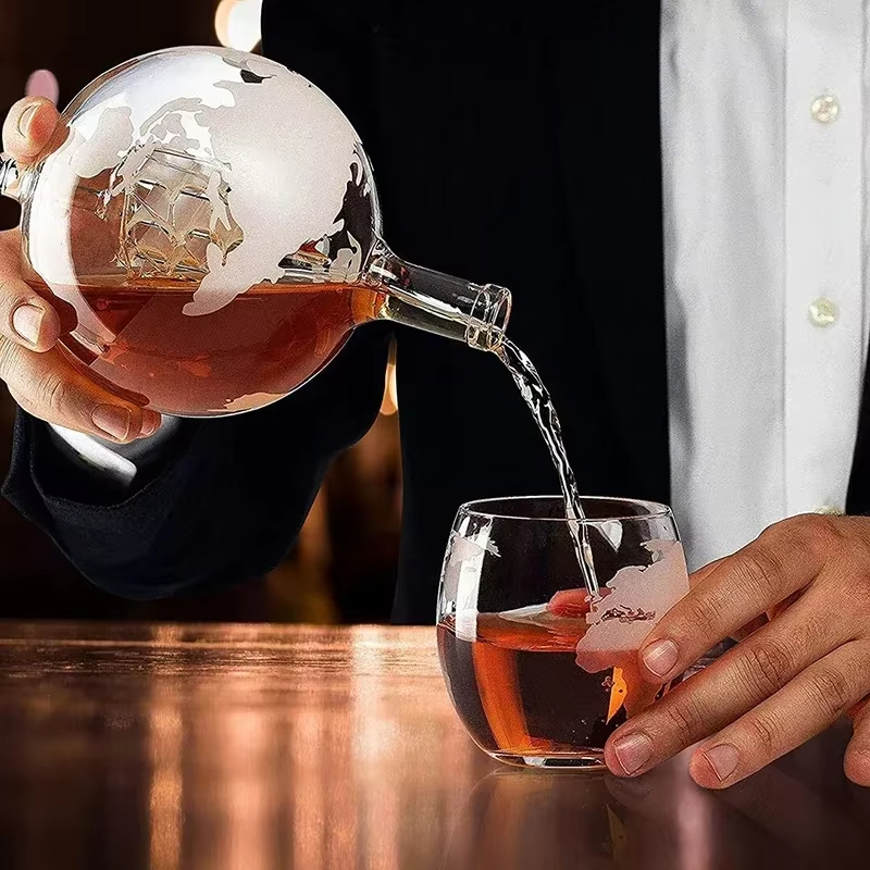 Creative Globe Decanter Set Ex - огляд і ціна Decanter Globe Set